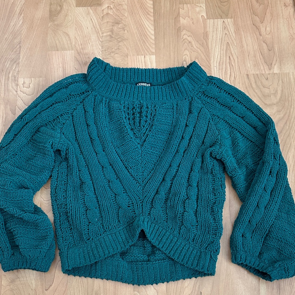 Express Green Scoop Neck Cable Knit Sweater